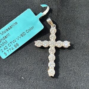 925 Moissanite Cross Pendant 4 mm